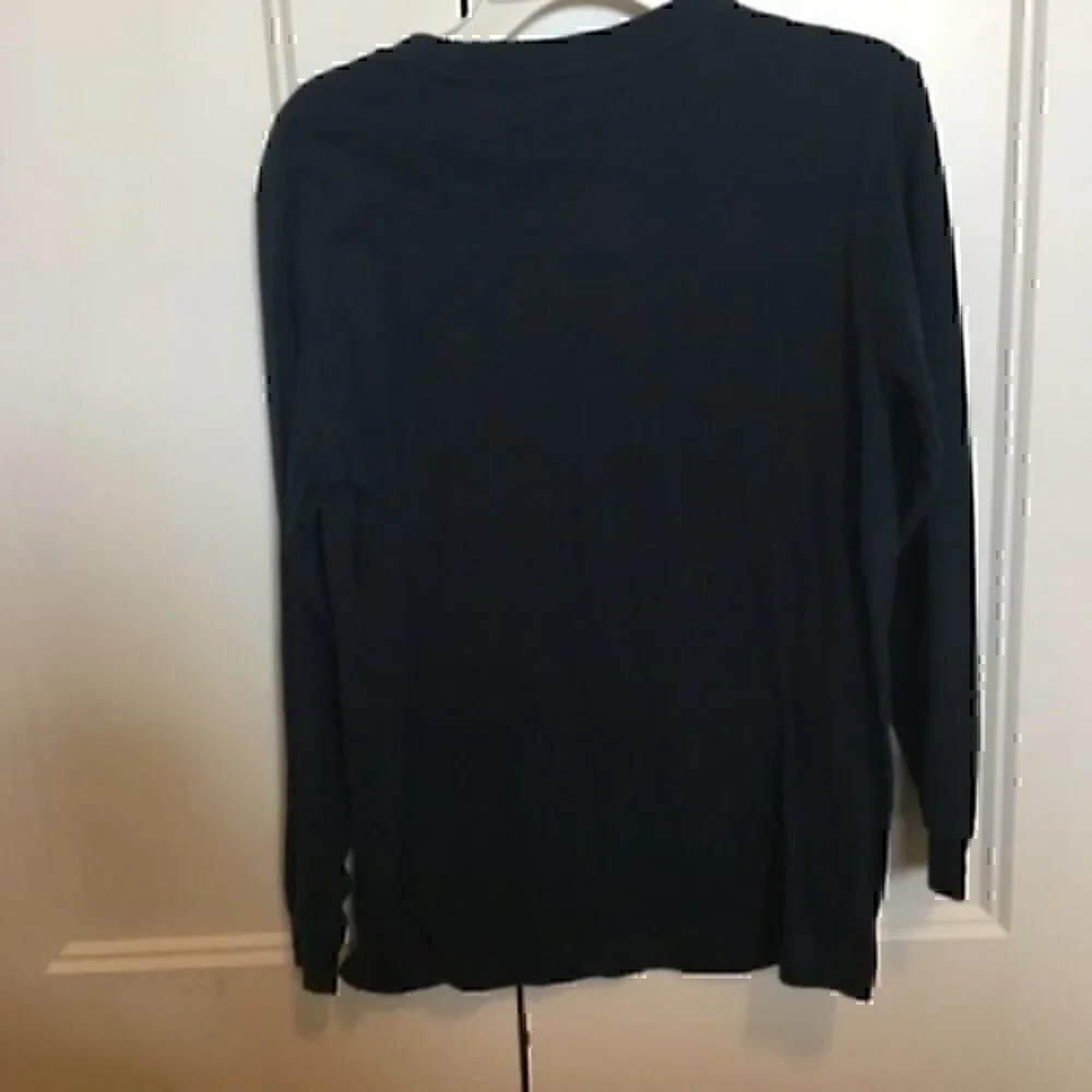 Old Navy boys size 10/12 large navy USA football T-shirt. NWOT